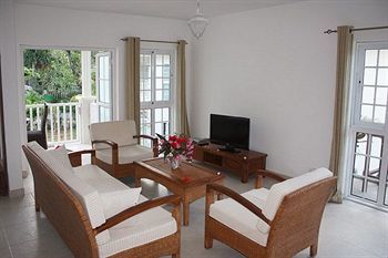 Bord Mer Villa Mahe Island Exterior foto